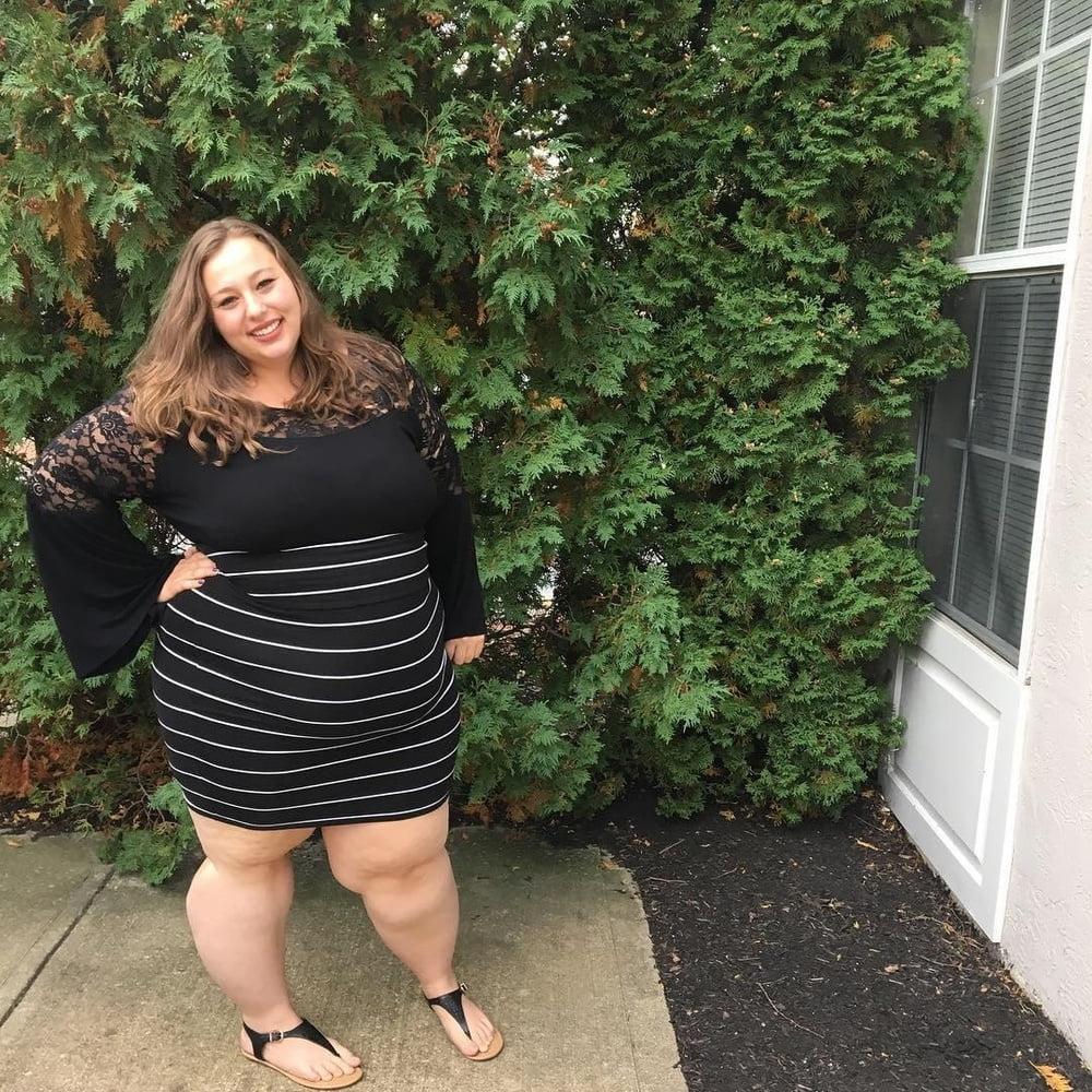 25P Fat Chicks With Deceptively Thin Faces 11