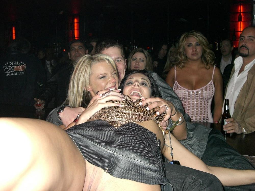 25P Public Chicks 1