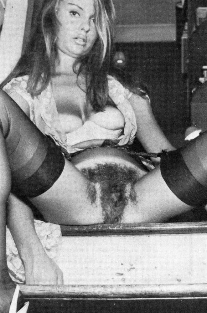 25P Hairy Girls