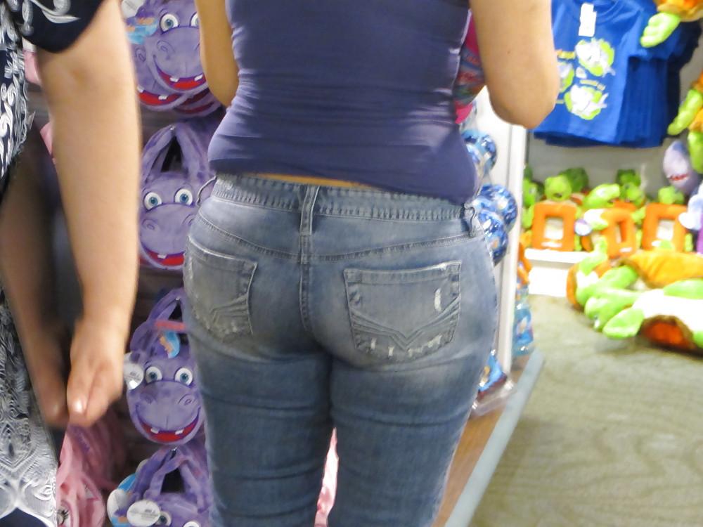 17P Great Asses In Tight Jeans # 2