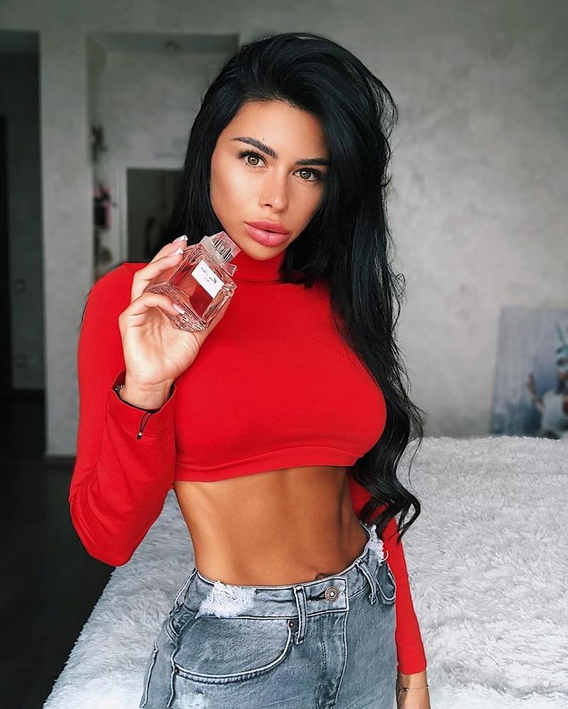 25P Ukrainian bimbo girl 2