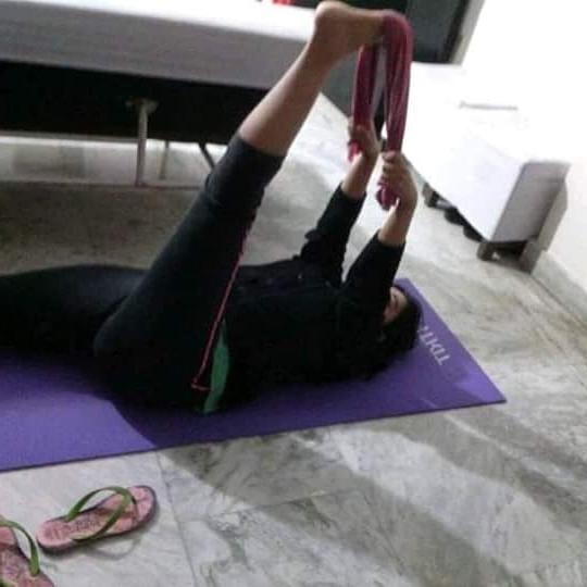 7P Yoga bikini  model
