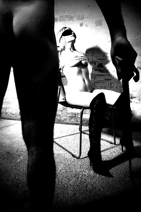 24P Black&White Sensual Art