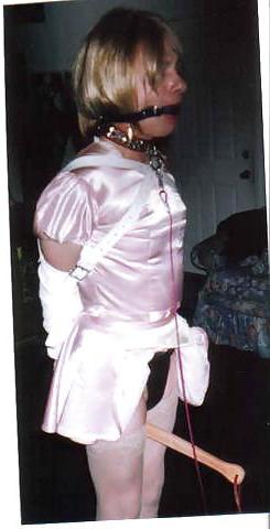 20P Sexy slut cds and tvs all tied up
