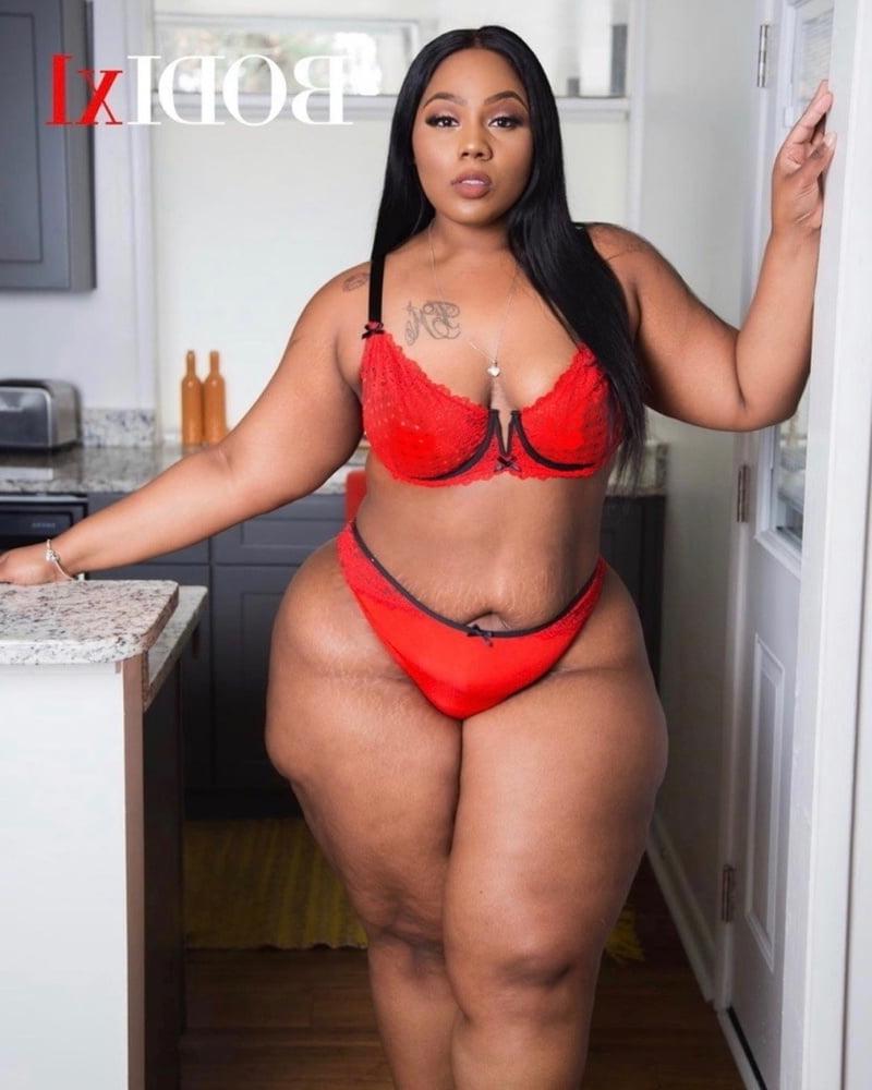 25P Wide Hips - Amazing Curves - Big Girls - Fat Asses (8)