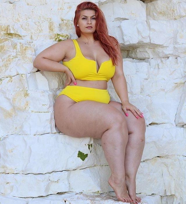 25P Wide Hips - Amazing Curves - Big Girls - Fat Asses (4)