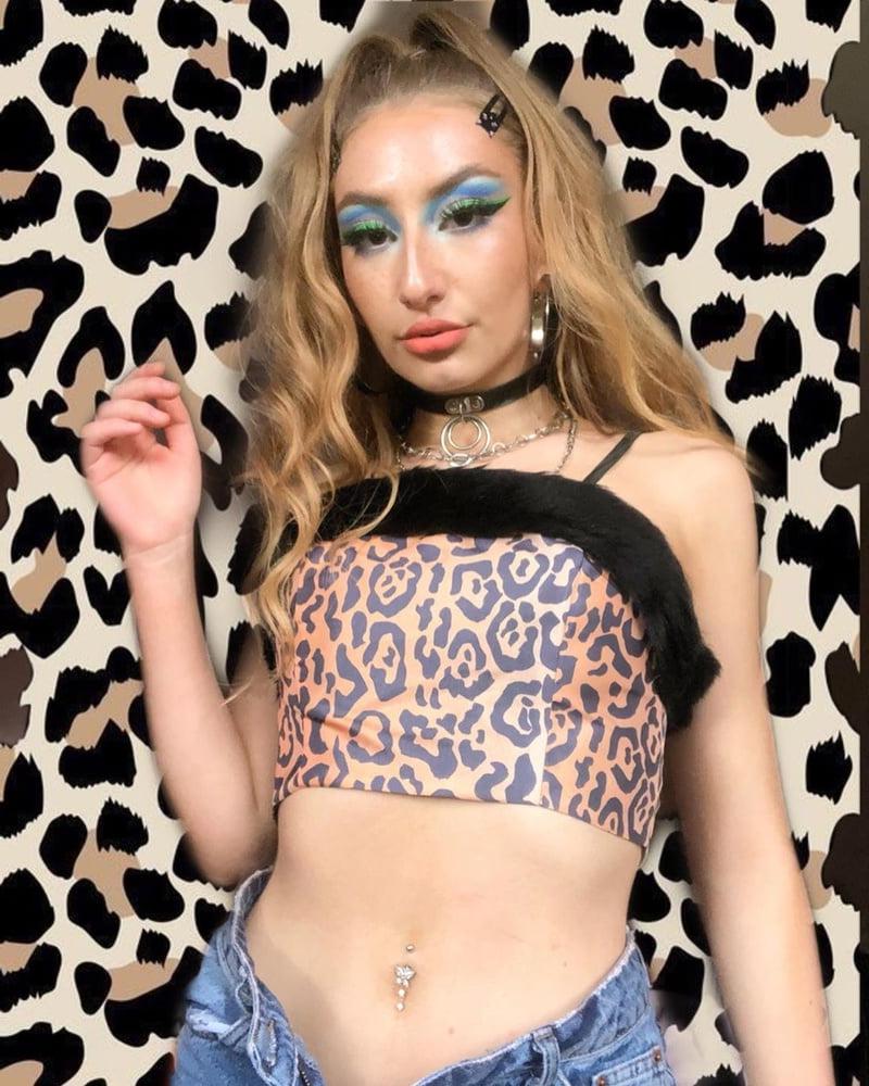 25P UK Girls 2020 - vol 28