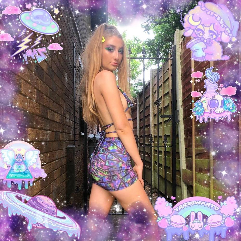 25P UK Girls 2020 - vol 28