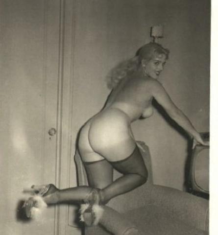 25P Don't Let Clothes Fool You: Girls pre 1960 had Big Butts and
