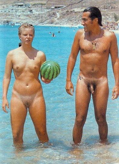 25P Naked Vintage Girls 56