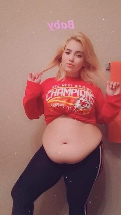 25P Fat Chicks With Deceptively Thin Faces 9