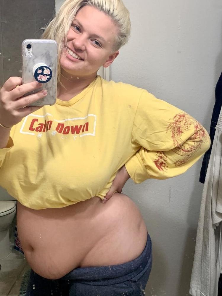 25P Fat Chicks With Deceptively Thin Faces 9