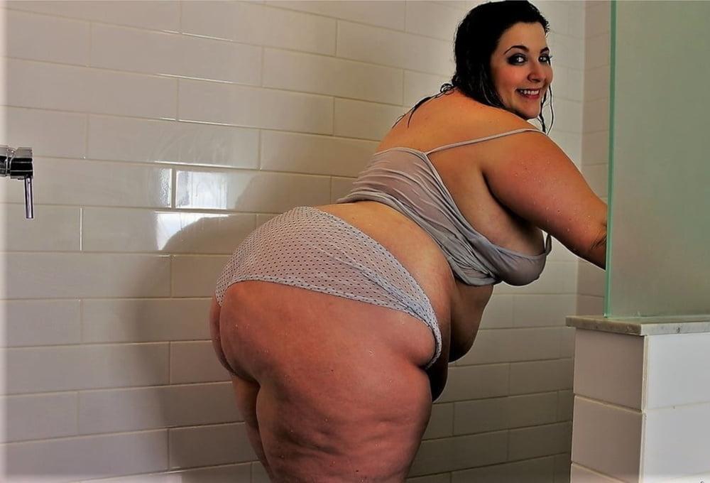 25P Fat Chicks With Deceptively Thin Faces 9