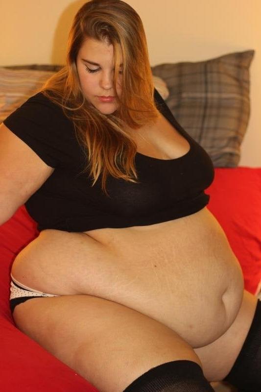 25P Fat Chicks With Deceptively Thin Faces 9