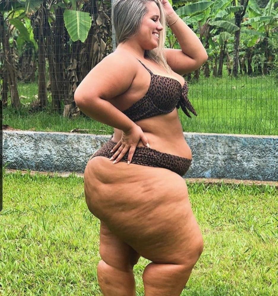 25P Fat Chicks With Deceptively Thin Faces 9