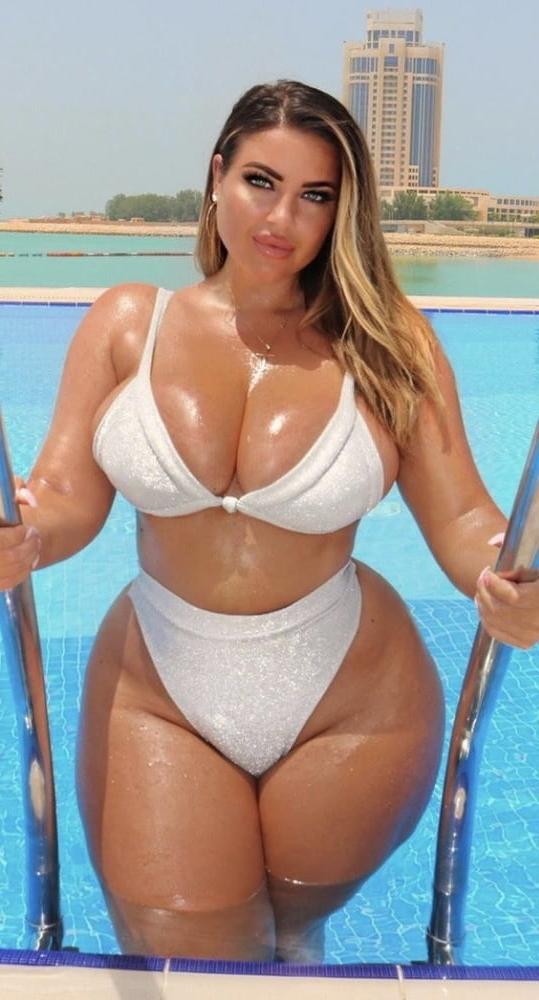 25P Wide Hips - Amazing Curves - Big Girls - Fat Asses (5)