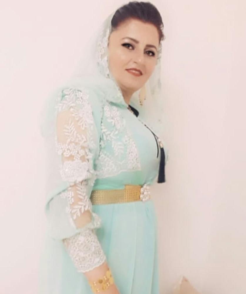 9P Kurdish milf woman's (arabian)