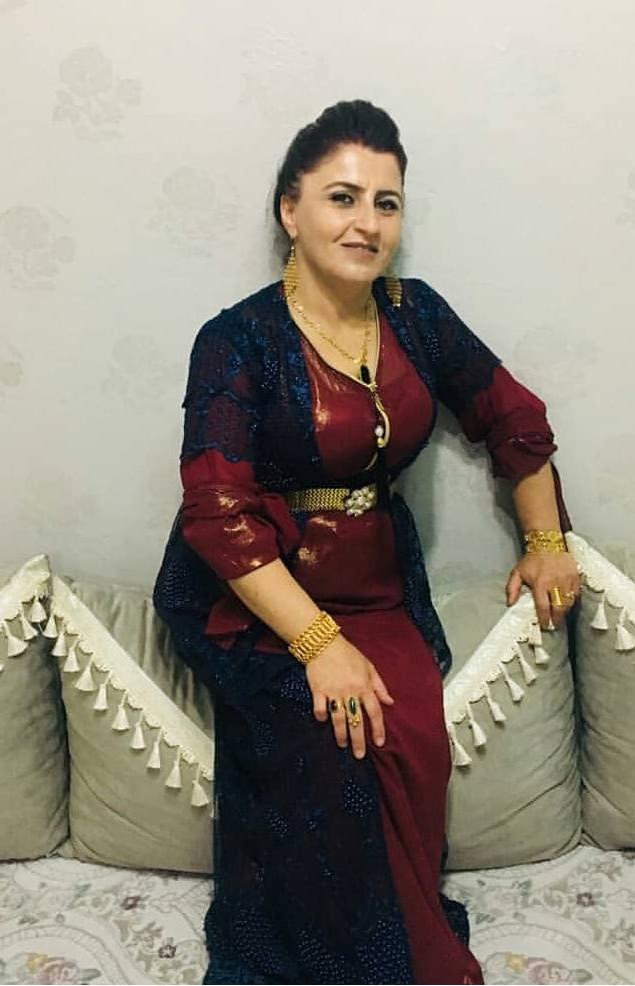 9P Kurdish milf woman's (arabian)
