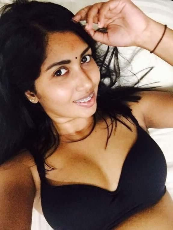 13P Sexy girls