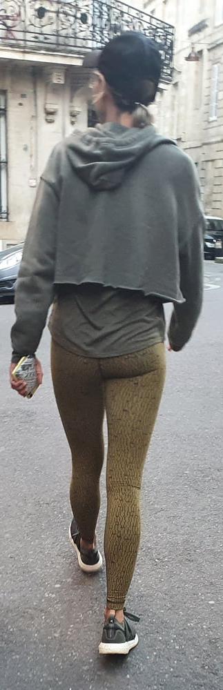 7P MILF' ASS IN TOGA TIGHT PANTS