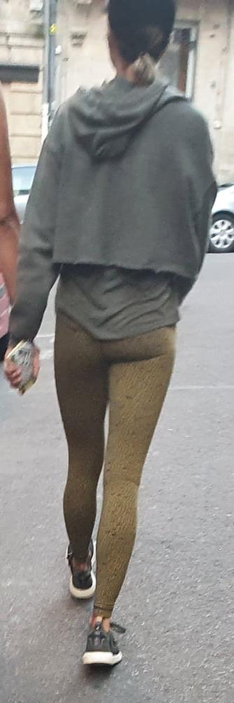 7P MILF' ASS IN TOGA TIGHT PANTS