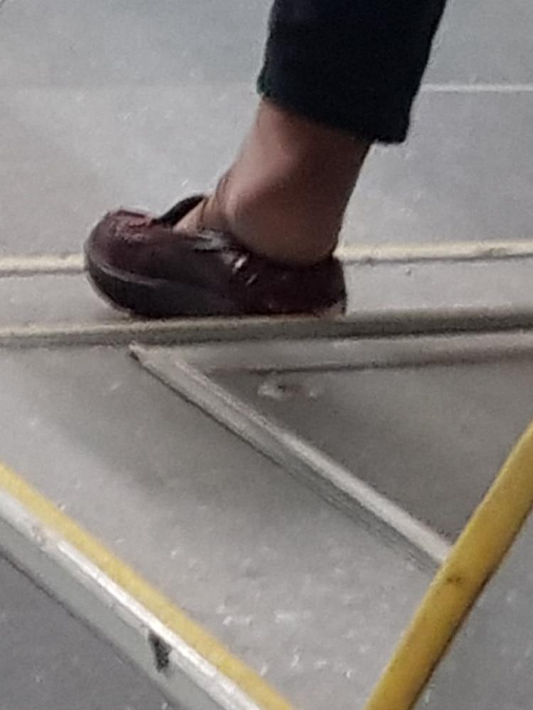 25P Capture nylon  Feet of fat mature latin woman