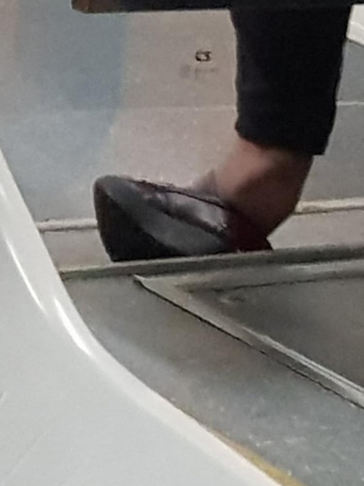 25P Capture nylon  Feet of fat mature latin woman