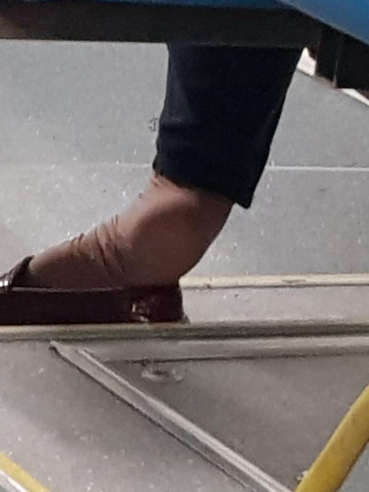 25P Capture nylon  Feet of fat mature latin woman