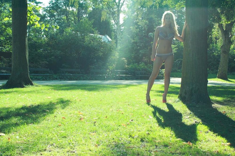 25P Very hot Amateur model