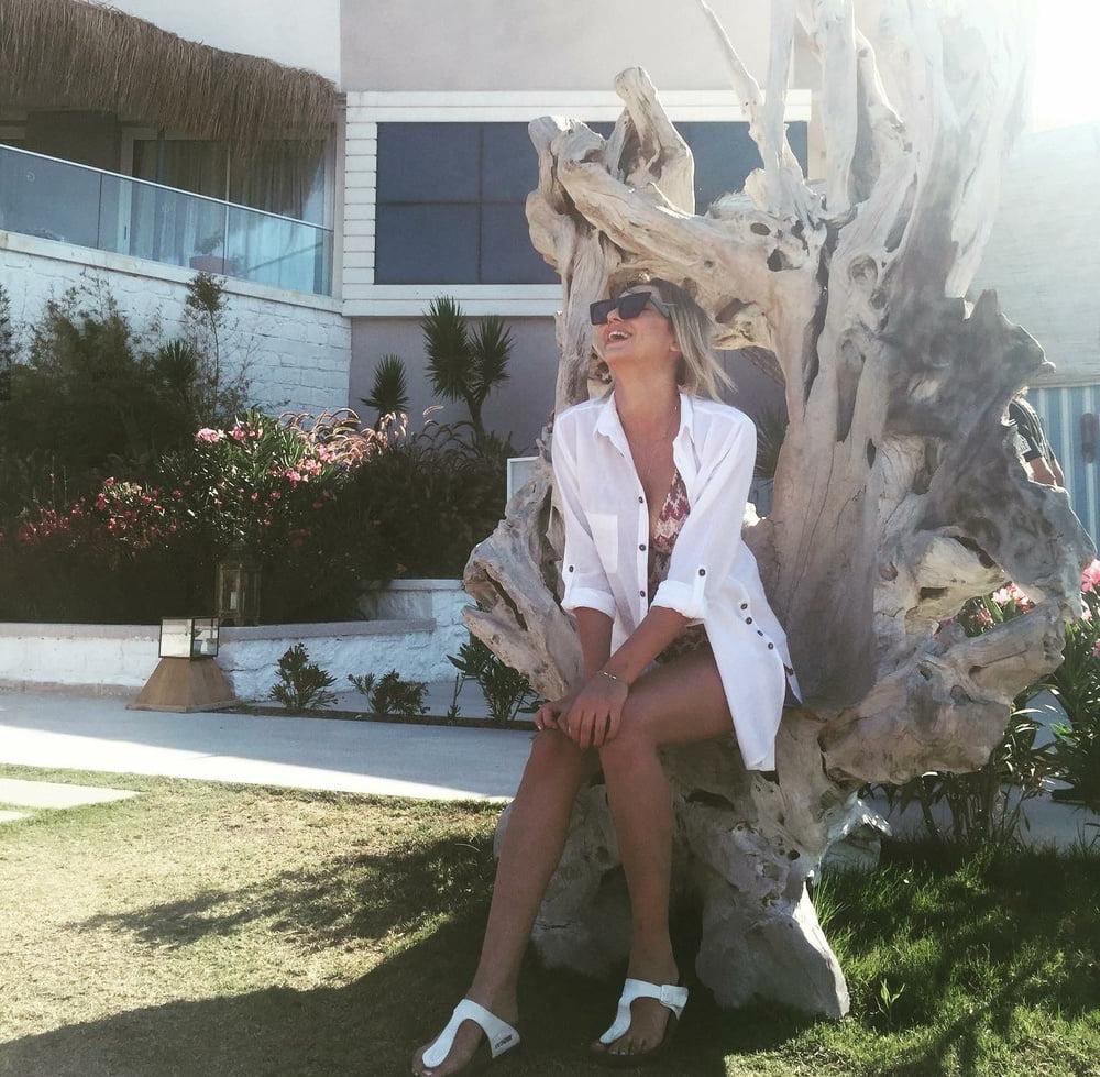 19P Turkish Instagram Girls 82 Esra