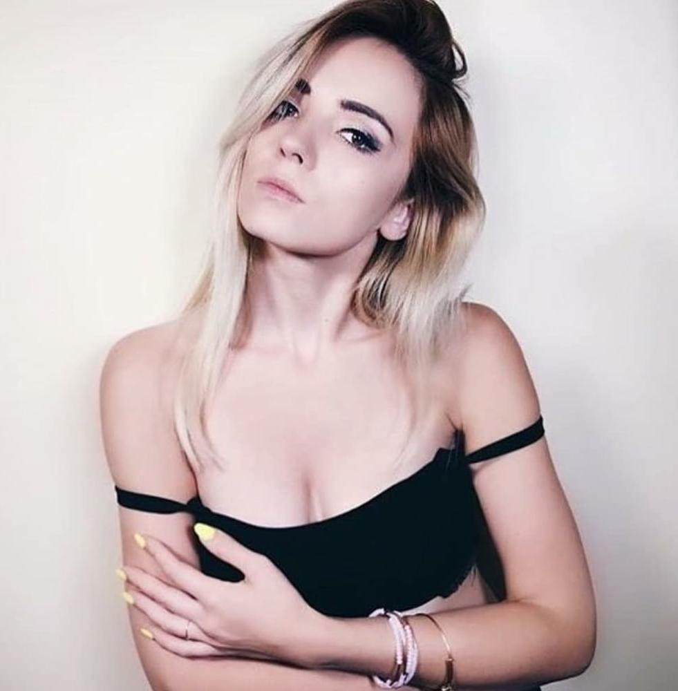 15P Turkish Instagram Girls 84 Asli