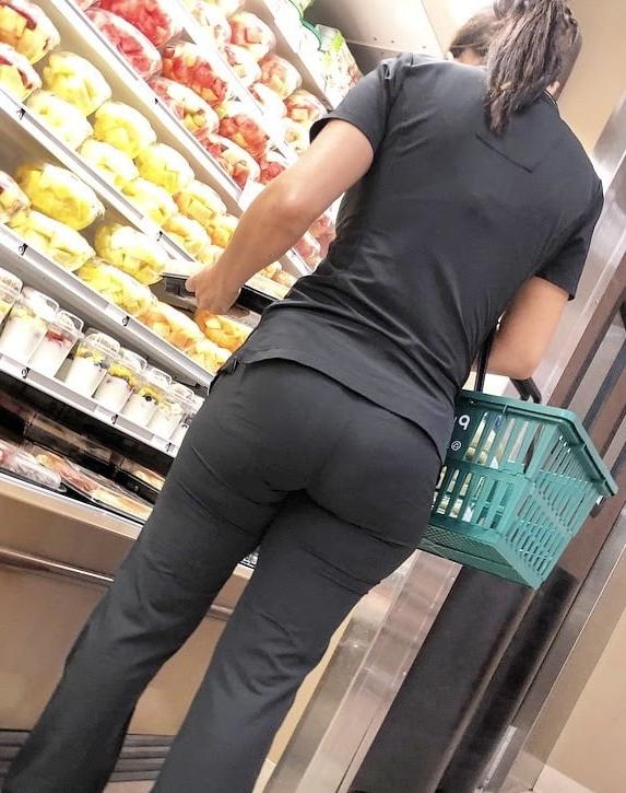 25P BIG JUICY LATINA ASS !! #8
