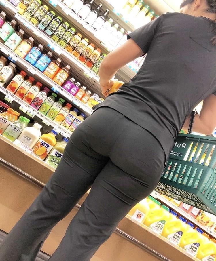 25P BIG JUICY LATINA ASS !! #8