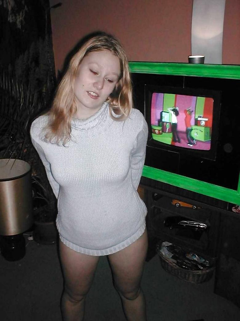 25P Young Chubby British