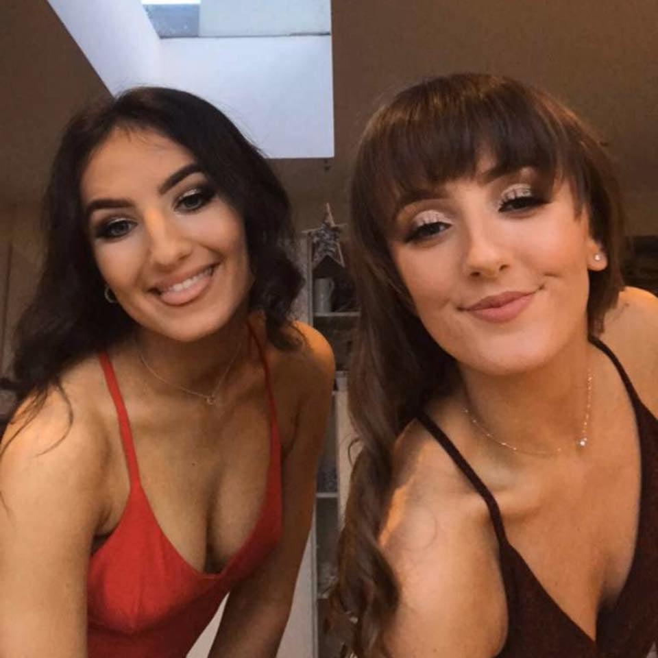 25P Great British Cleavage 14