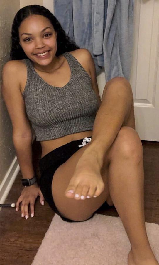 25P Sexy with toes pt4