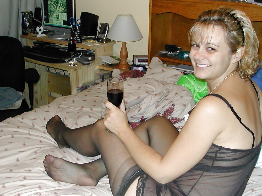 25P CUTE MILF EXPOSED