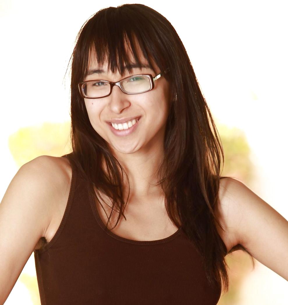 12P Skinny with glasses Hairy Pussy