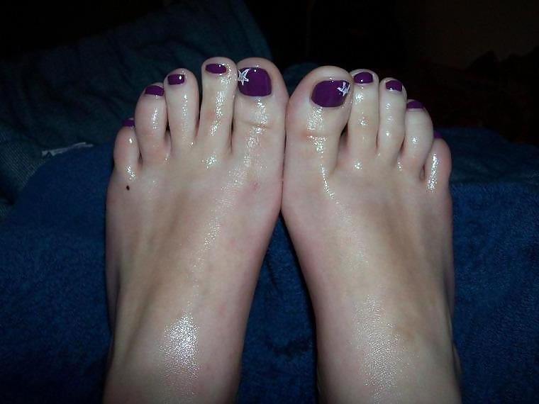 25P Feet, Legs, Toes And Soles #2 BoB
