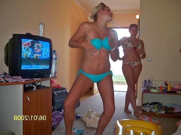 25P British Sluts On Holiday 2