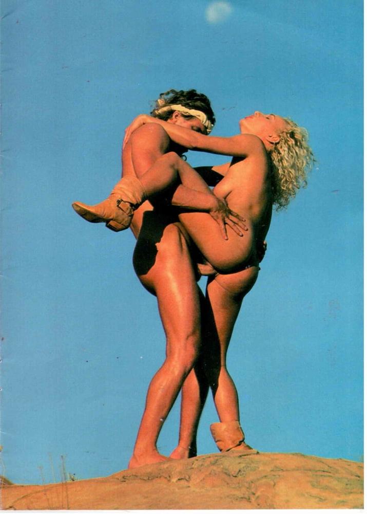 25P classic magazine #813 - love on the rocks amours a la campag
