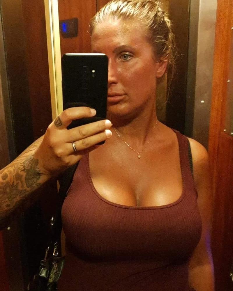 25P nasty bitch 16