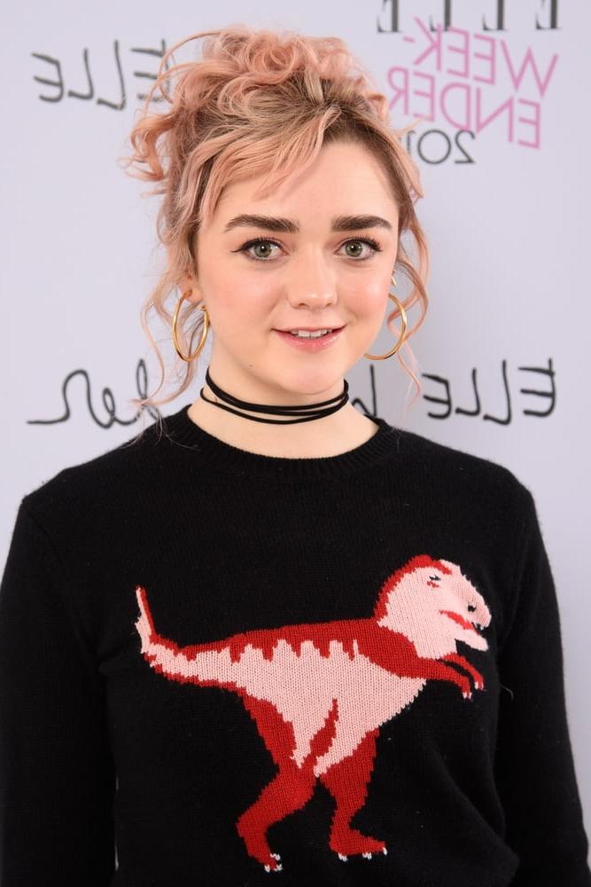 15P Cute and Sexy Maisie - 2018