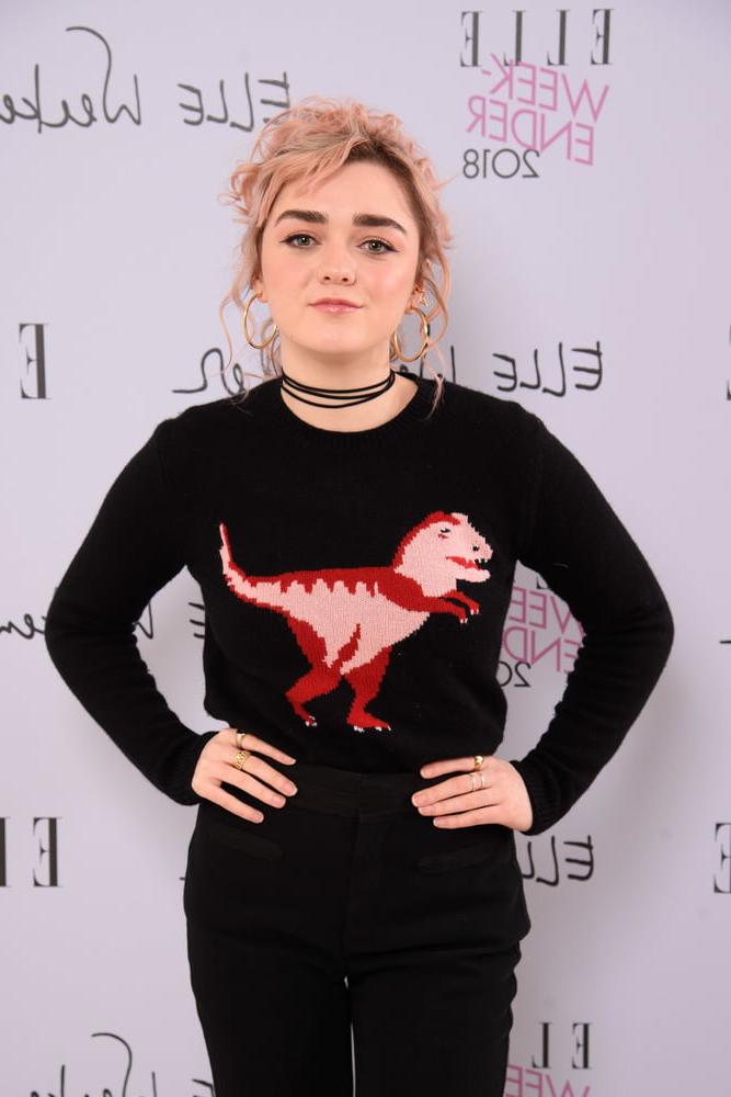 15P Cute and Sexy Maisie - 2018