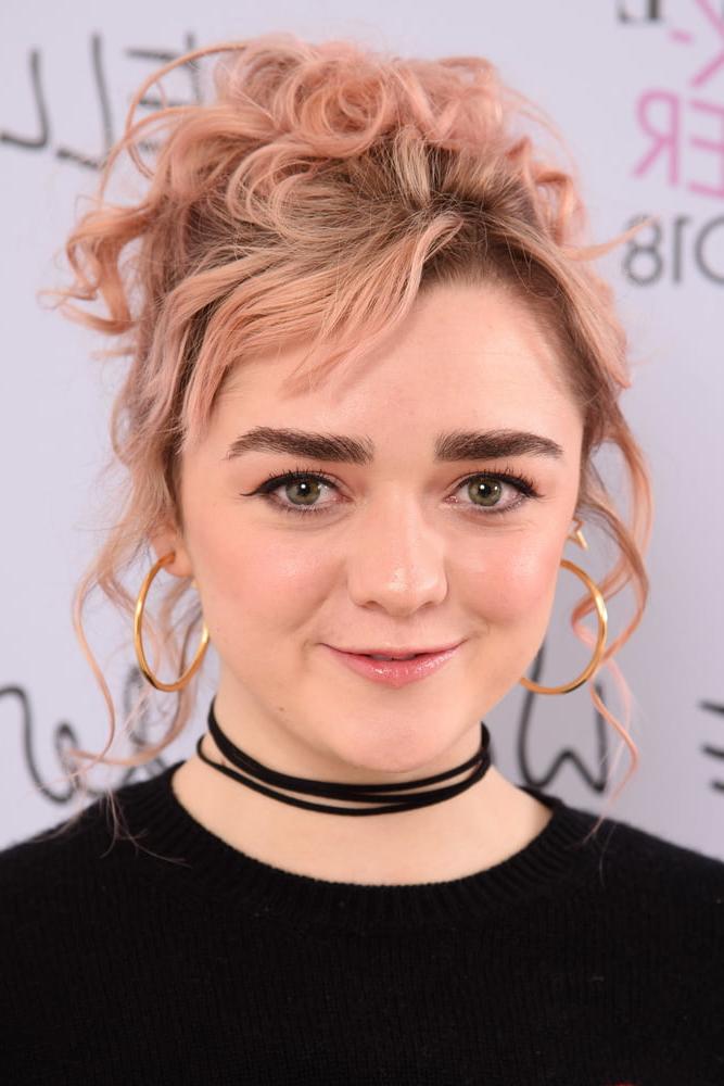 15P Cute and Sexy Maisie - 2018