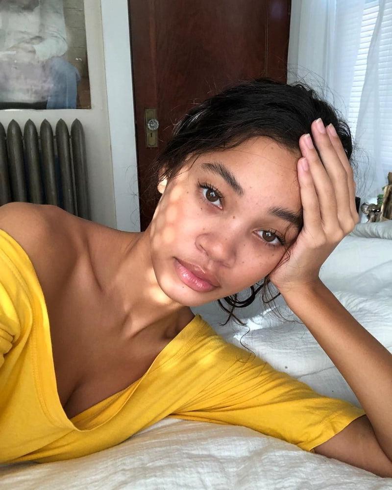 25P Tai'Aysha - Cute Babe