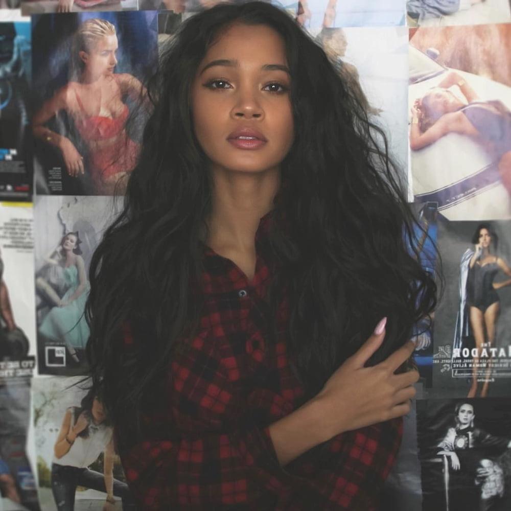 25P Tai'Aysha - Cute Babe