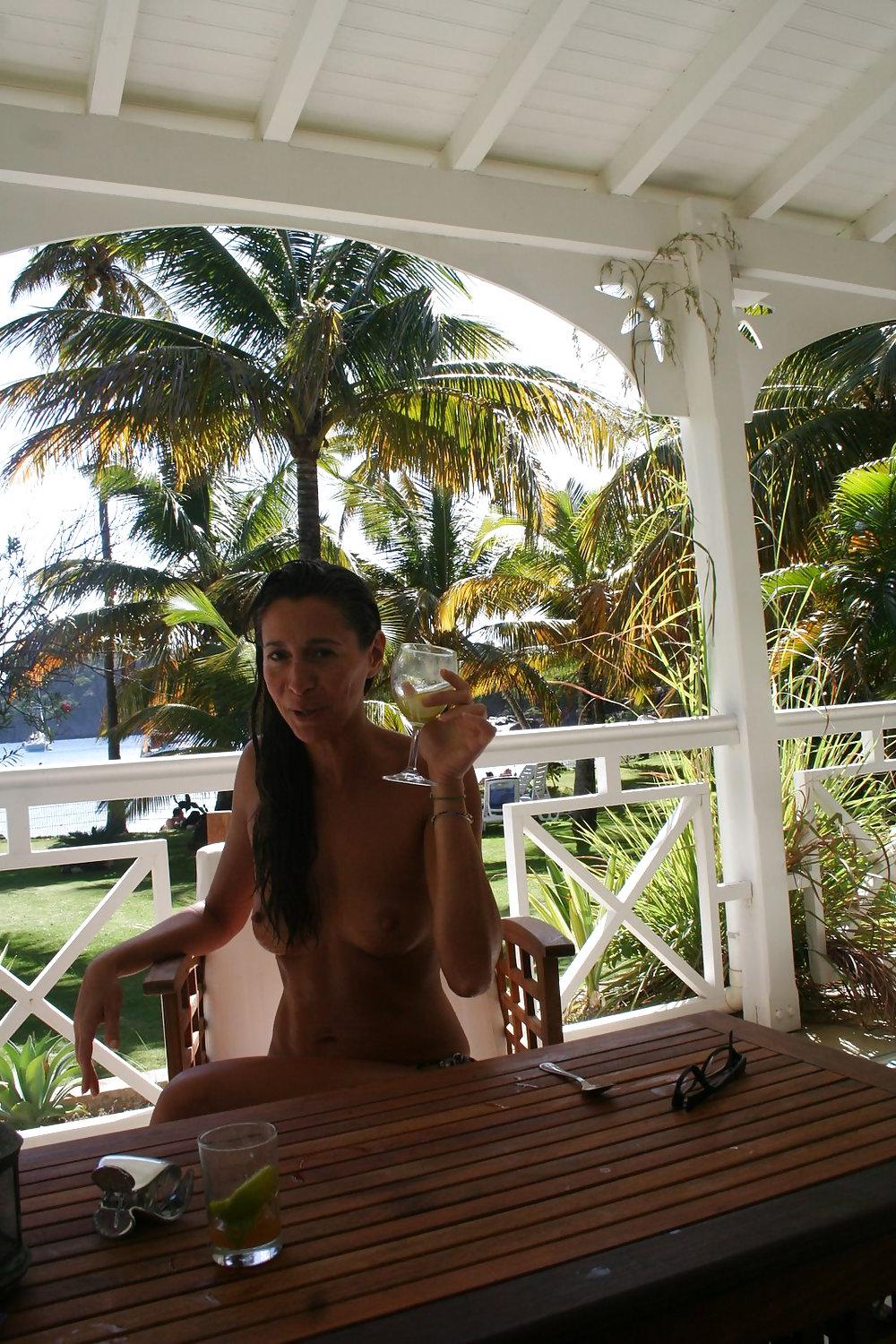 25P Flavia-Mature Goddess