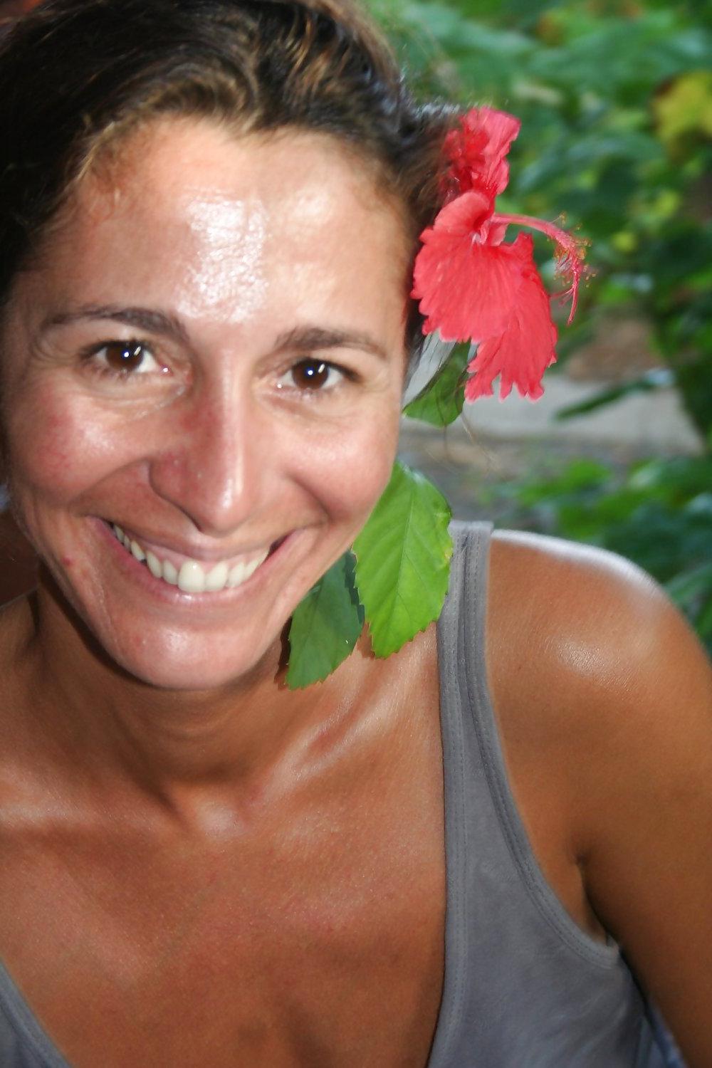 25P Flavia-Mature Goddess