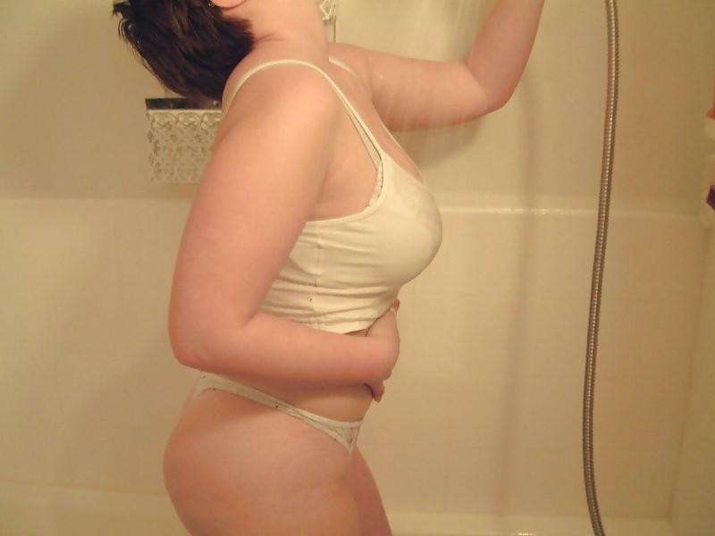 14P Very Cute Short Hair Wife